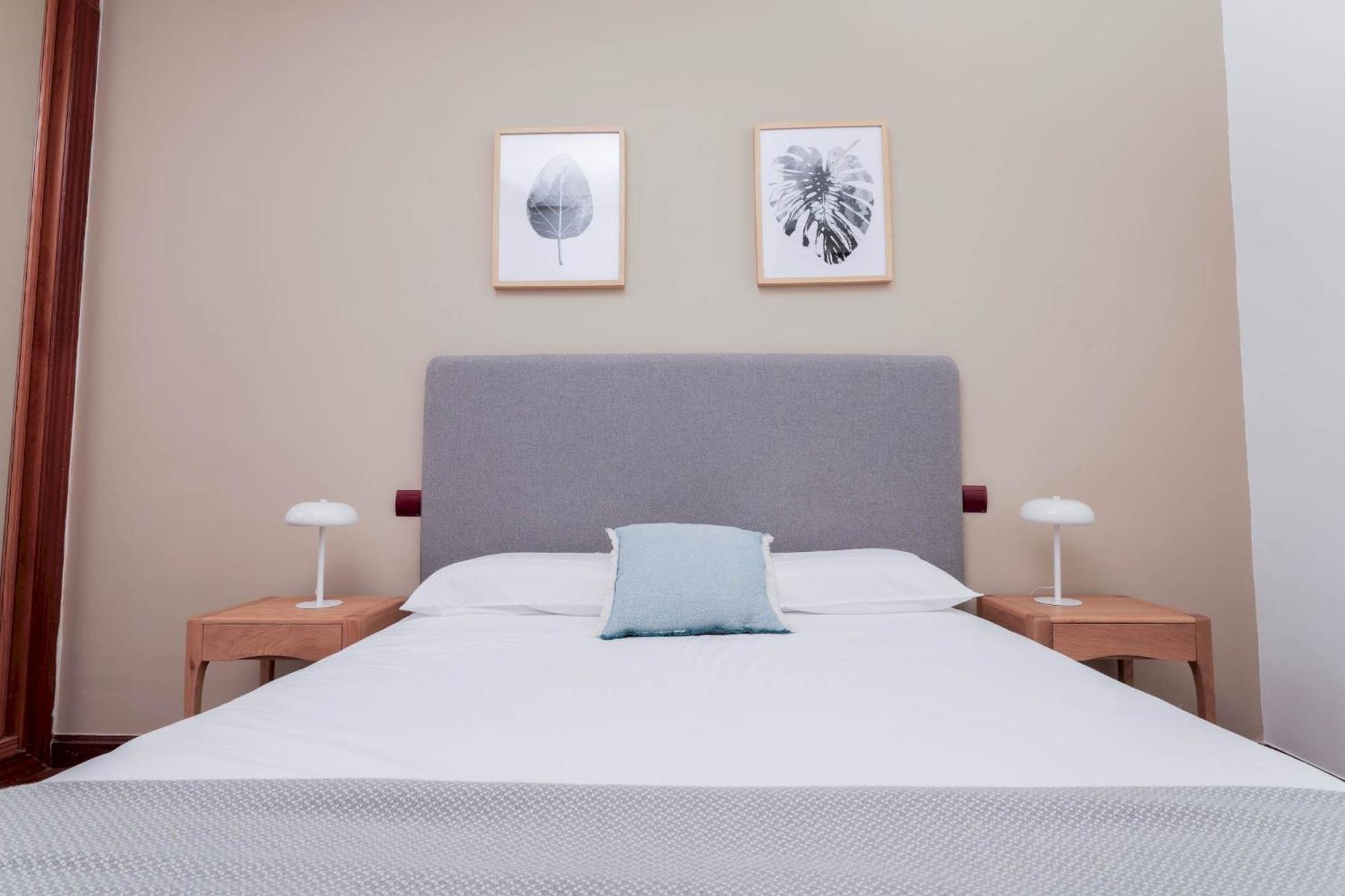 One Bedroom Apartment In Chueca Мадрид Екстериор снимка
